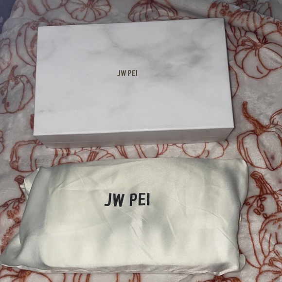 JW PEI -  Lottie Chain Crossbody Bag - White - Picture 9 of 9